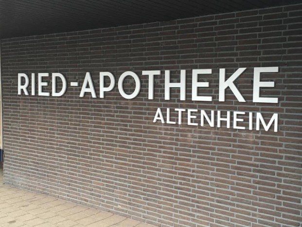 Ried-Apotheke