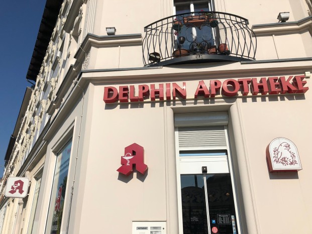 Delphin Apotheke