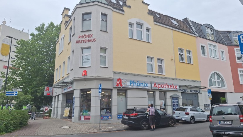 Phoenix Apotheke