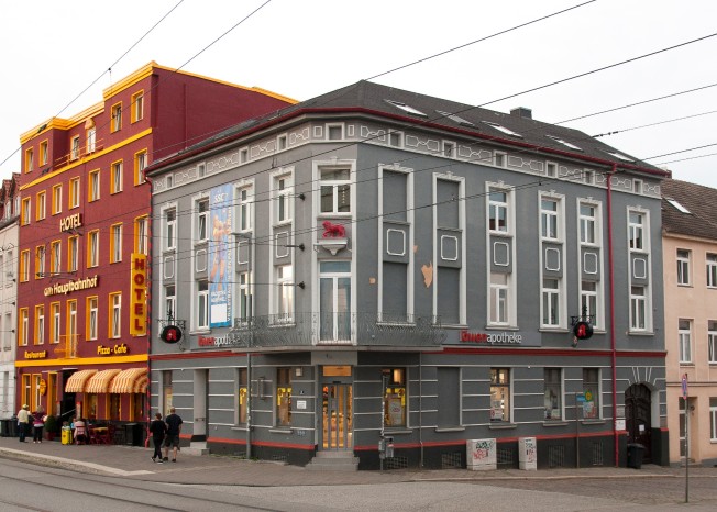 löwenapotheke am bahnhof